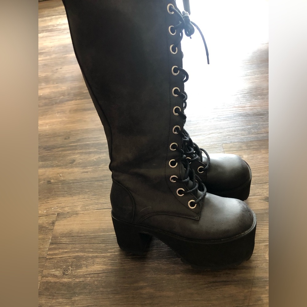 TUK Distressed Knee-high Nosebleed Boots
